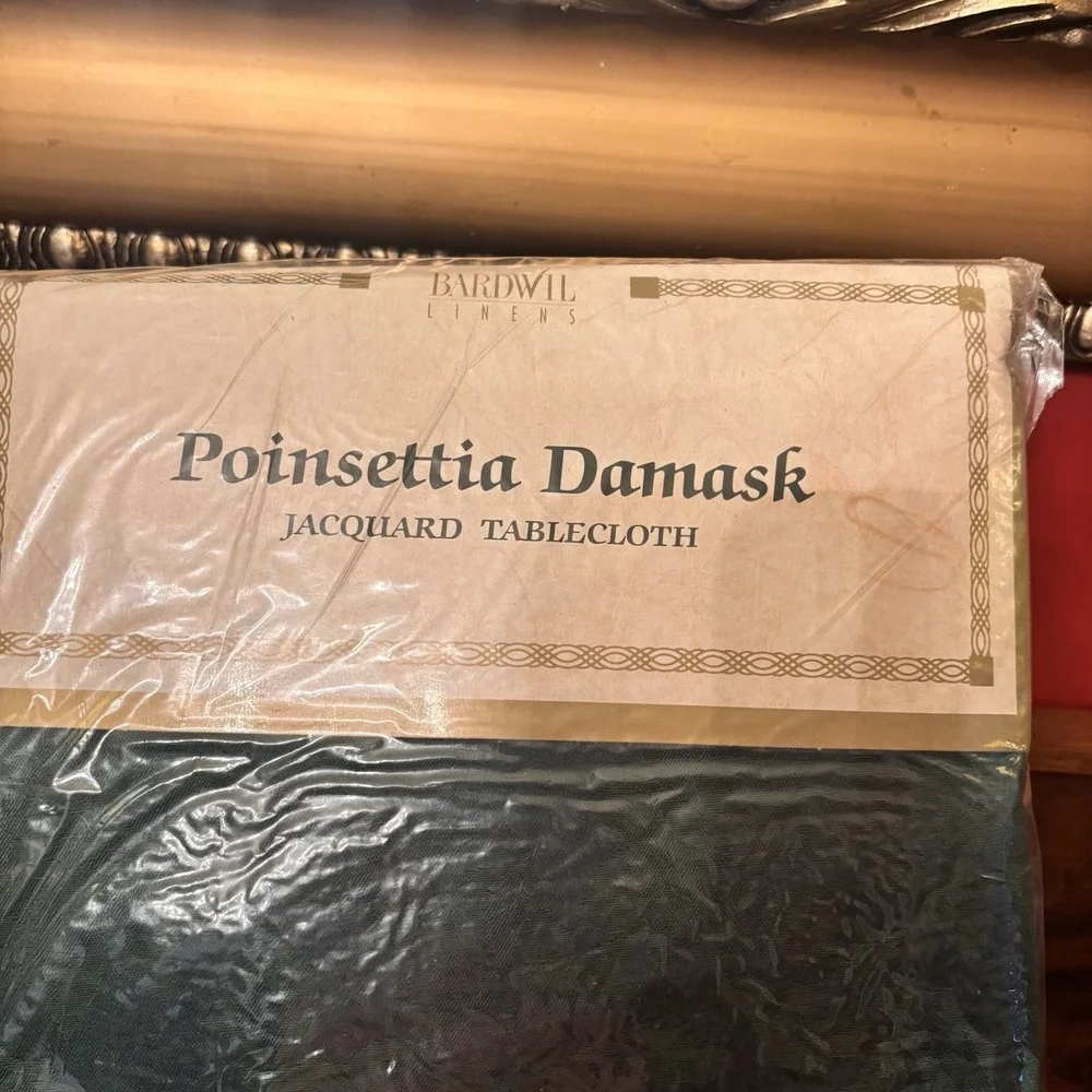 Bardwil Poinsettia Damask Jacquard Tablecloth Green 60x84 Christmas Holiday NIP